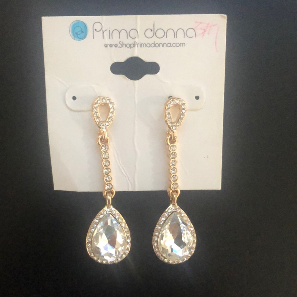 ⚡️2/$10: Prima Donna Gold Earrings